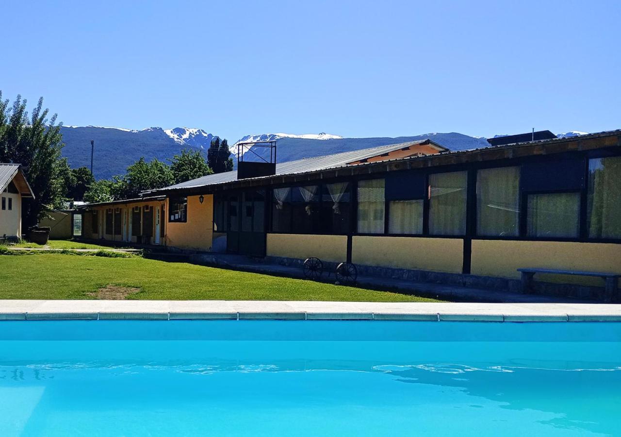 Corinto Hostel El Bolson Exterior photo